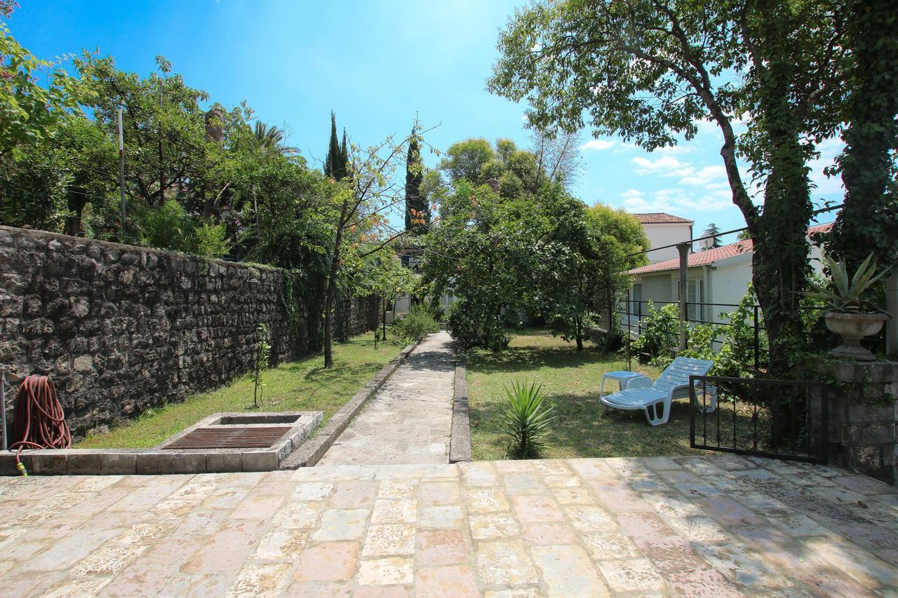 Guest House Saga Herceg Novi Exterior foto